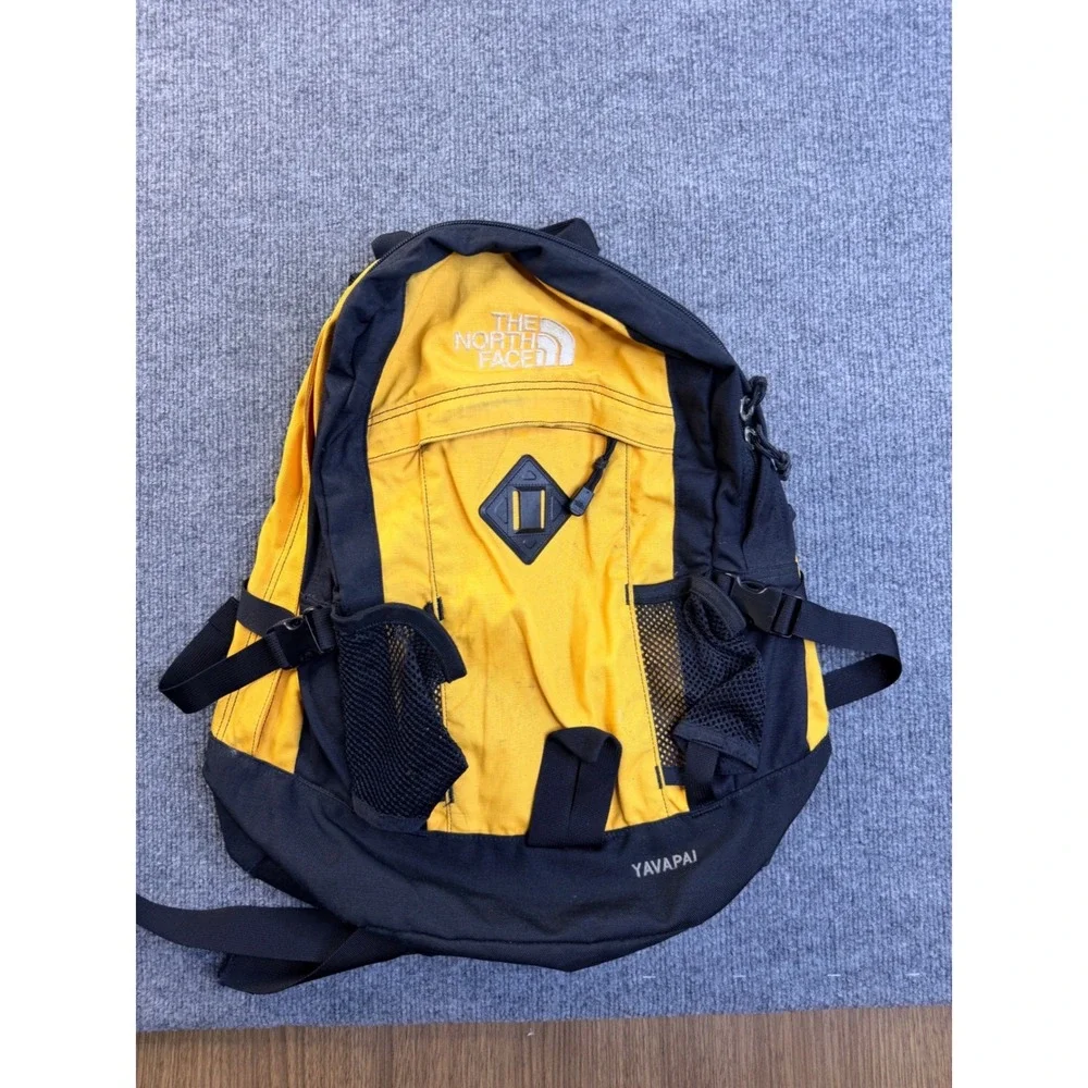 The North Face Yavapai Backpack Yellow Black Hiking School Bag Y2K Workwear